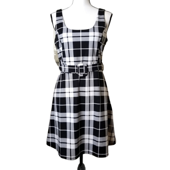 Derek Heart Dresses & Skirts - DEREK HEART PLAID SLEEVELESS DRESS NWOT
